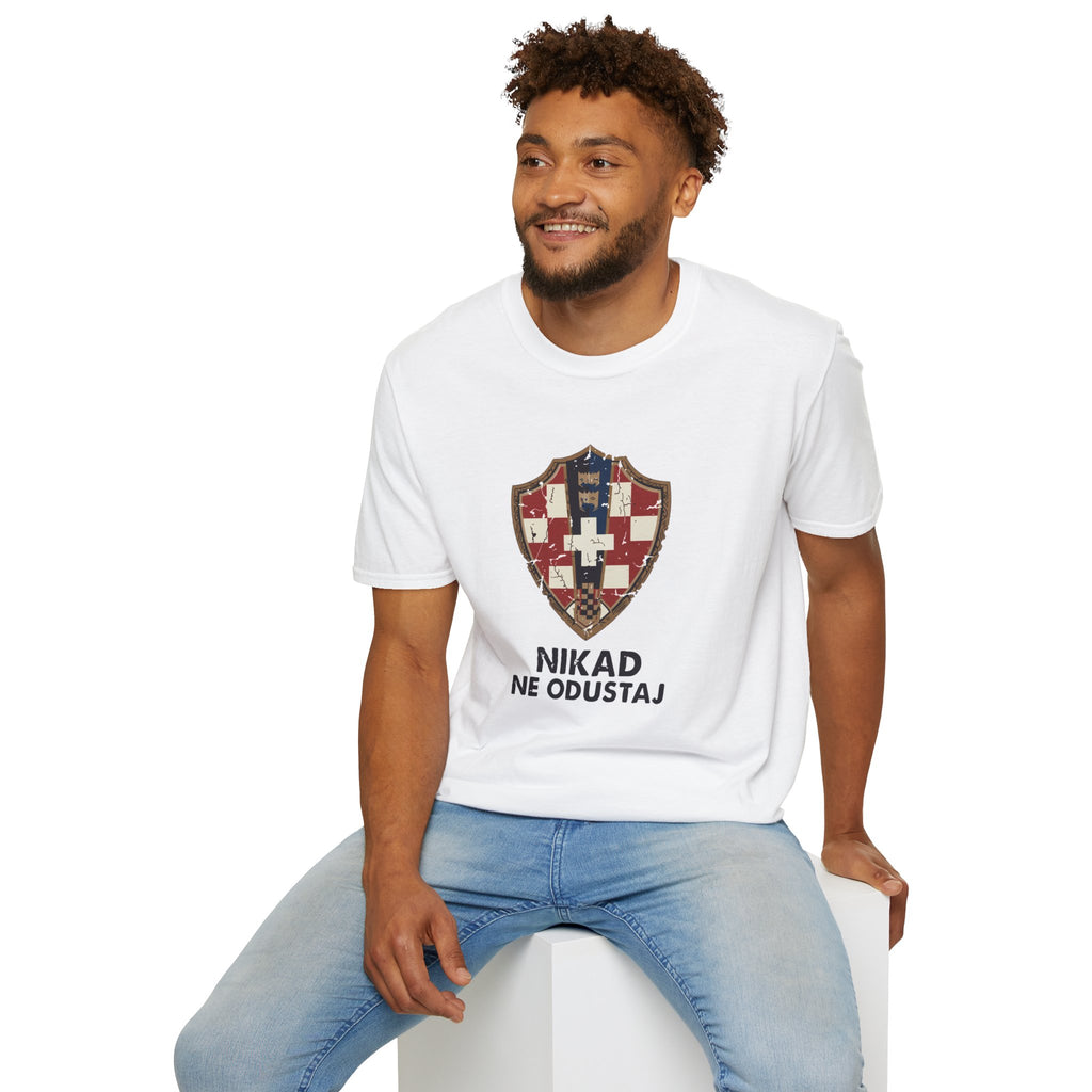 Croatian Crest T-Shirt — "Nikad Ne Odustaj" (Never Give Up)